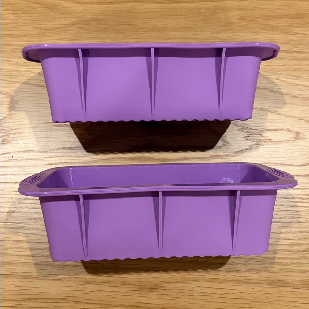 Lot Of 2 Silicon Bread And Loaf Pans. - Picture 4 of 5